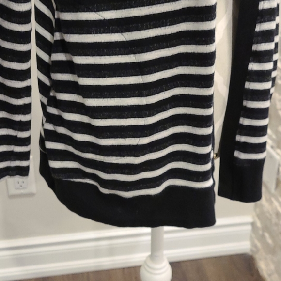 Cable and Gauge blk, grey & WHT striped cardigan - Picture 4 of 7